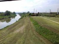 L'Arno a valle del Ponte all'Indiano (foto Consorzio di Bonifica 3 Medio Valdarno)